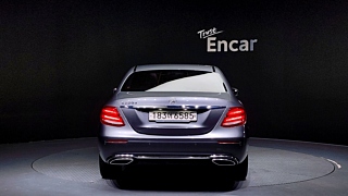 MERCEDES BENZ E-CLASS W213 2019