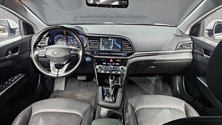 HYUNDAI AVANTE AD 2019