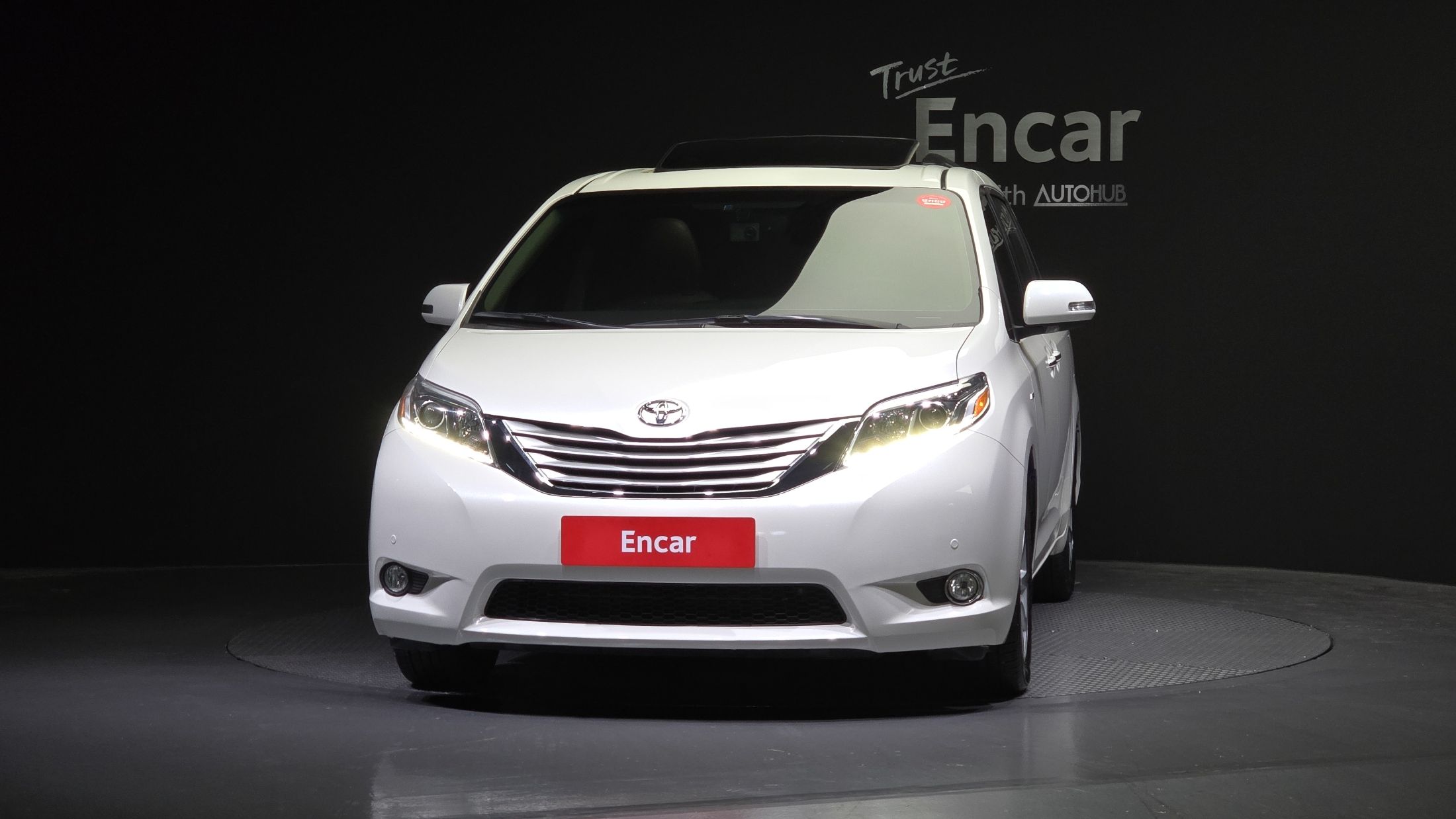 TOYOTA SIENNA 2017