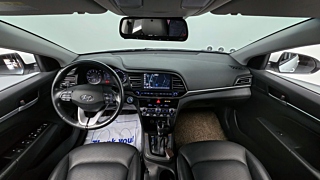 HYUNDAI AVANTE AD 2019