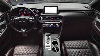 GENESIS G70 2018