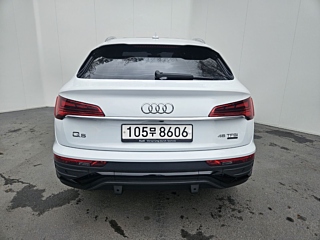 AUDI Q5 FY 2022
