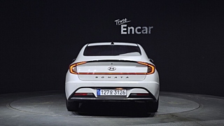 HYUNDAI SONATA HYBRID DN8 2021
