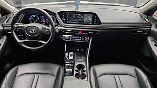 HYUNDAI SONATA HYBRID DN8 2021
