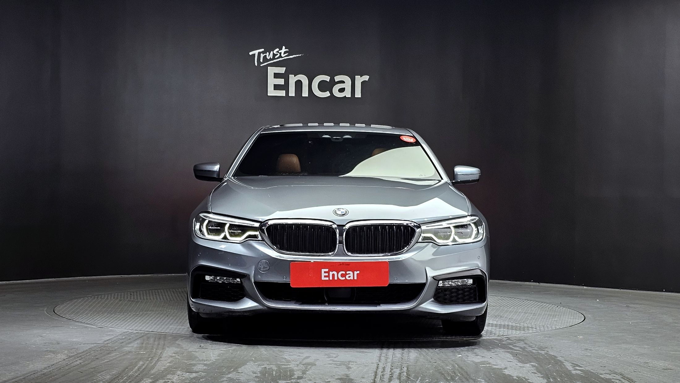 BMW 5-SERIES G30 2017