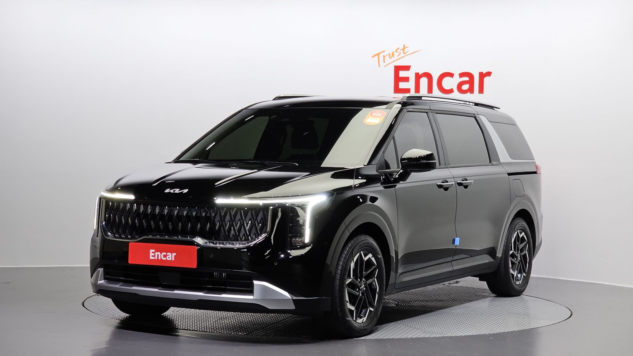KIA CARNIVAL 2024