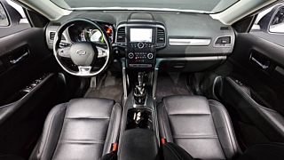 SAMSUNG QM6 2019
