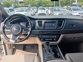 KIA CARNIVAL 2016