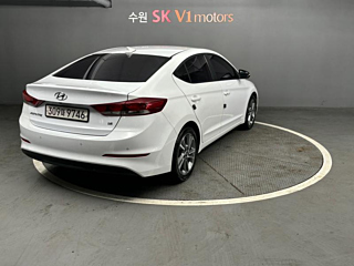 HYUNDAI AVANTE AD 2018