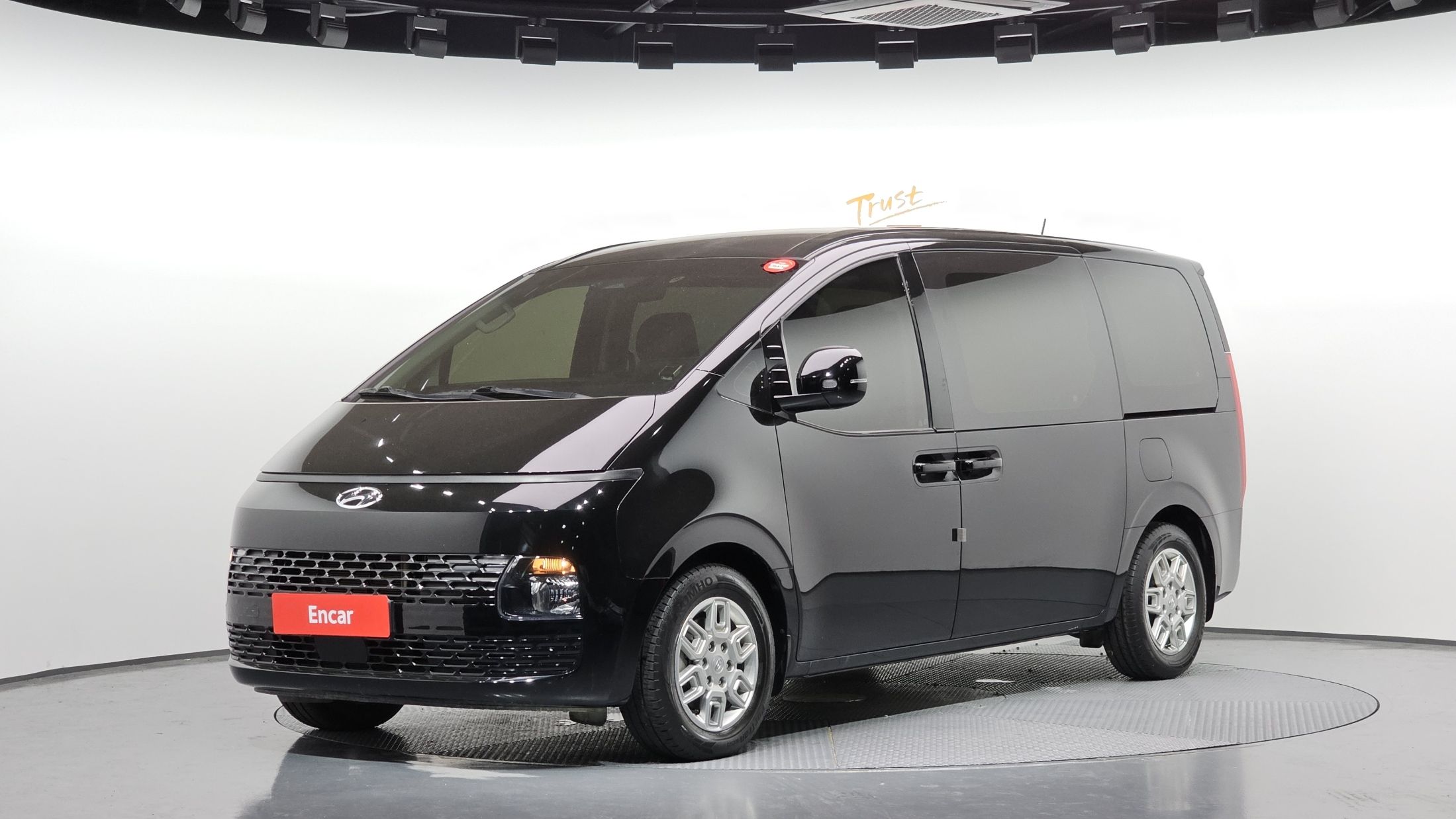 HYUNDAI STARIA 2022