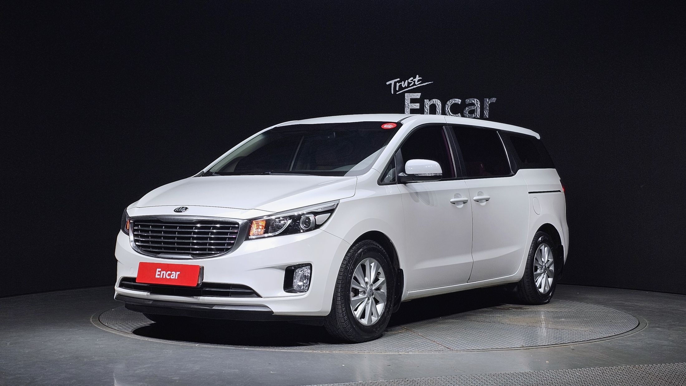 KIA CARNIVAL 2017