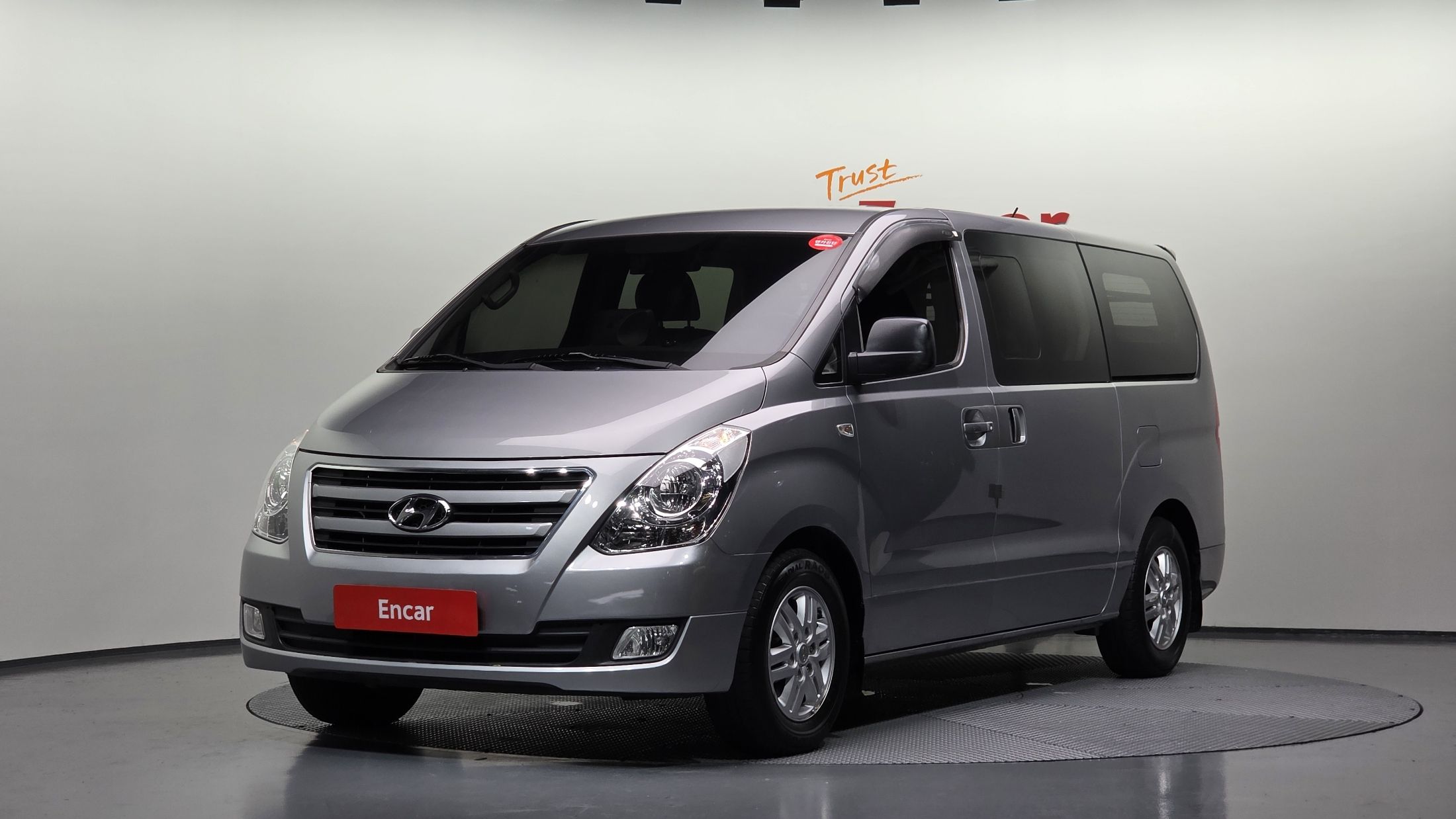 HYUNDAI STAREX GRAND
