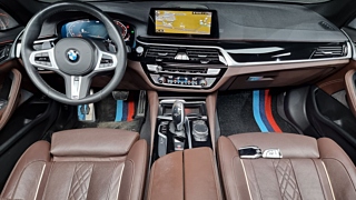 BMW 5-SERIES G30 2019
