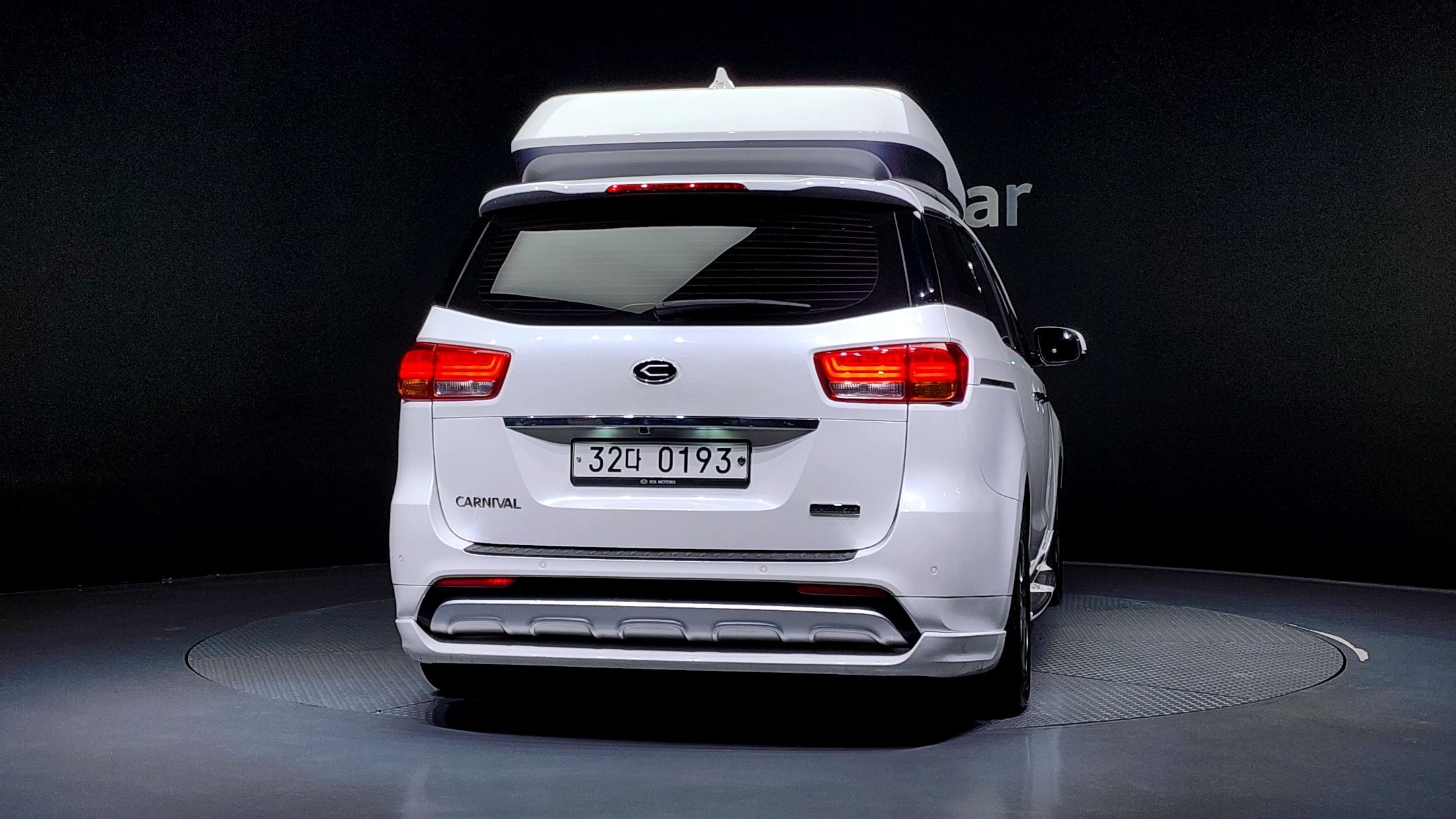 KIA CARNIVAL 2016