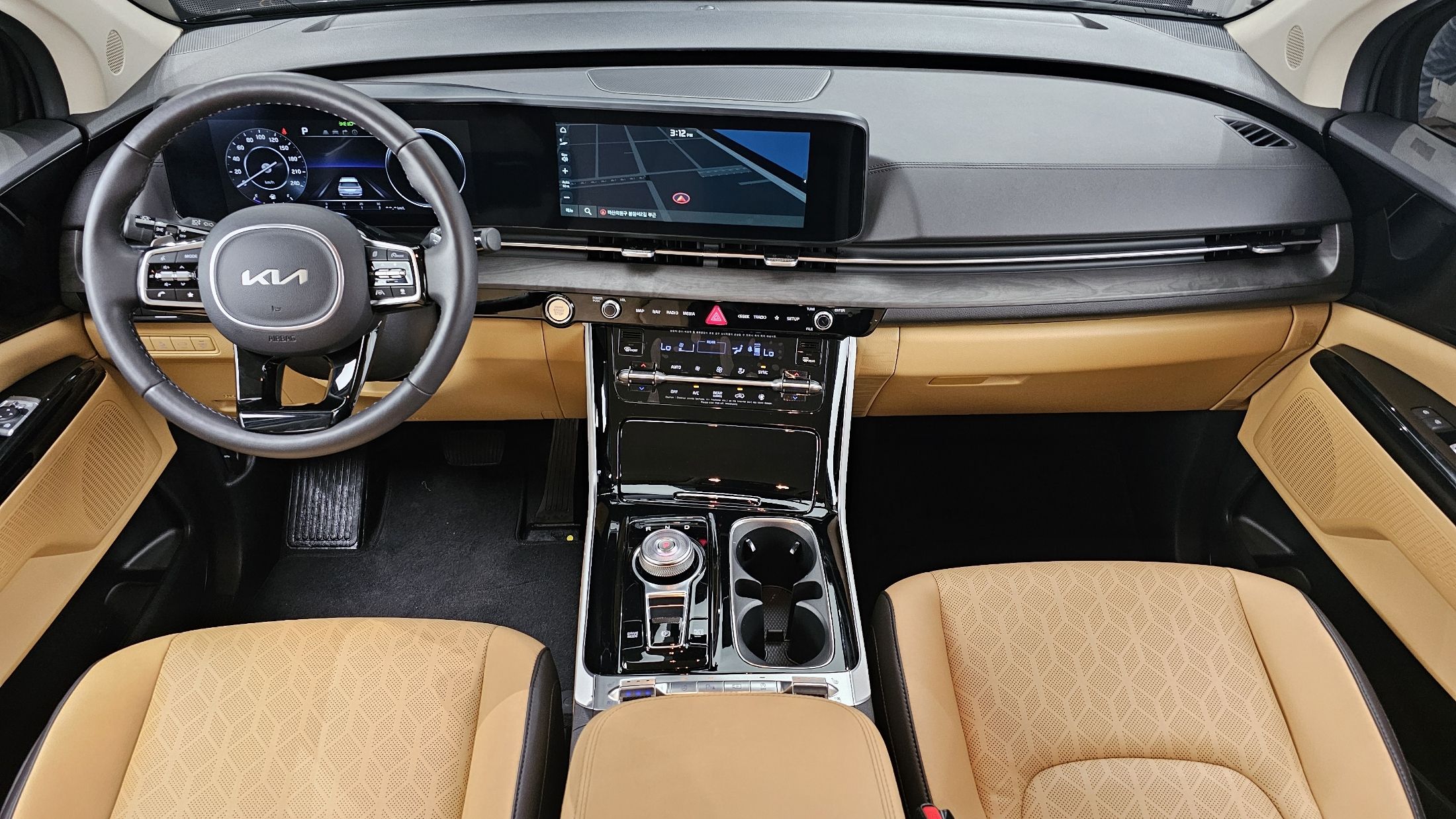 KIA CARNIVAL 2023