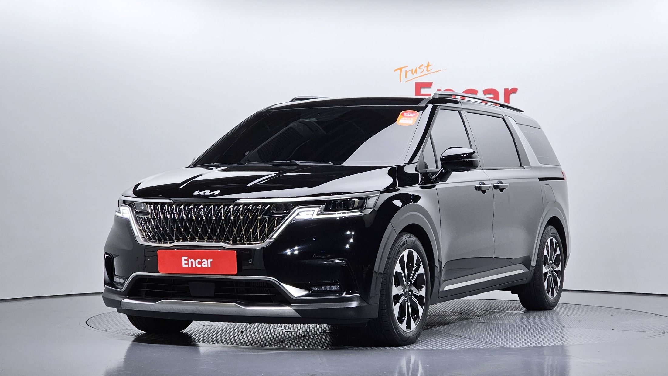 KIA CARNIVAL 2023