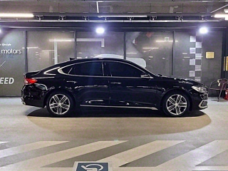 HYUNDAI GRANDEUR IG 2017