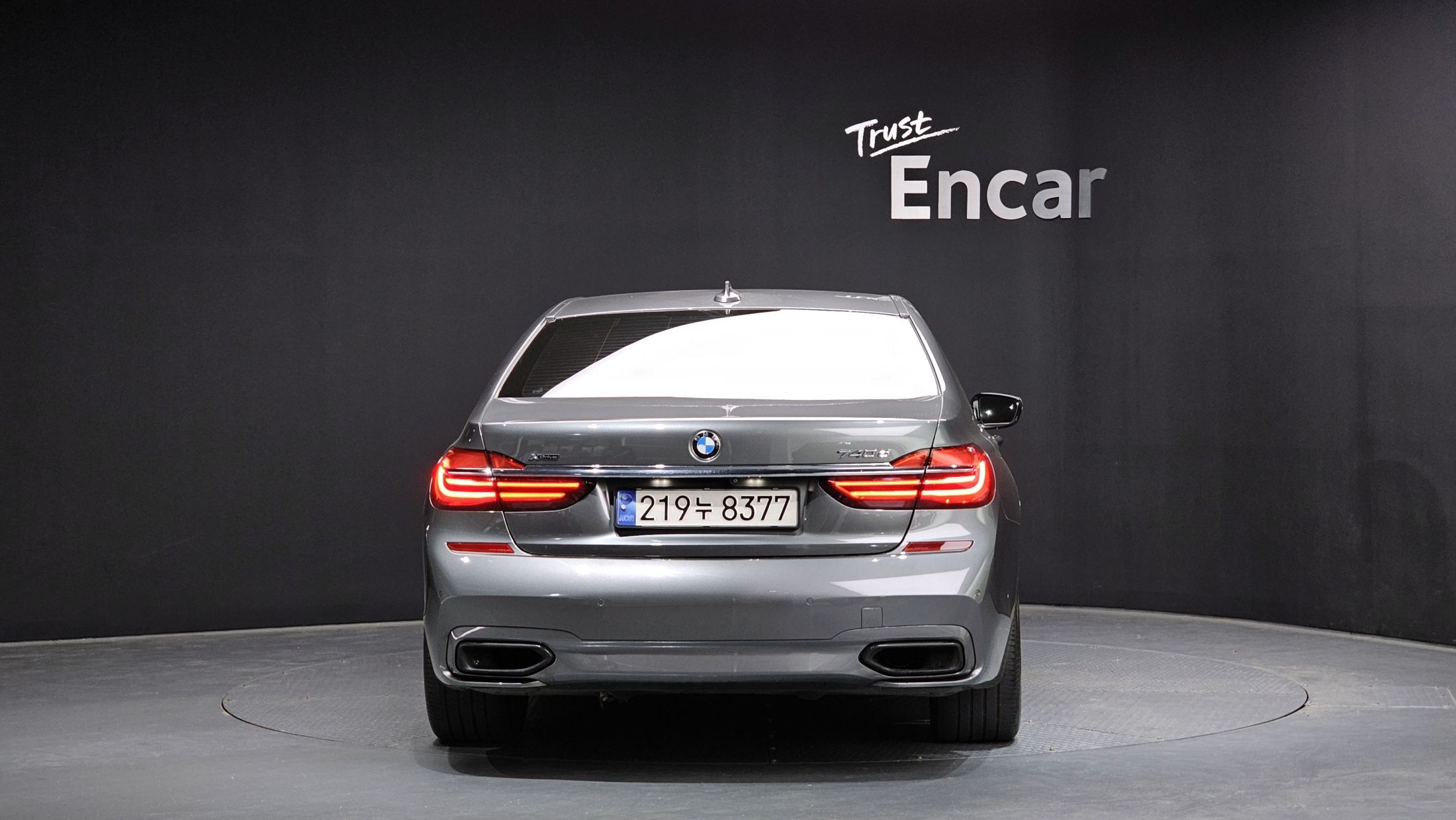 BMW 7-SERIES G11 2017