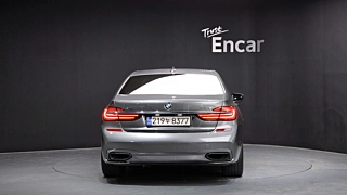 BMW 7-SERIES G11 2017
