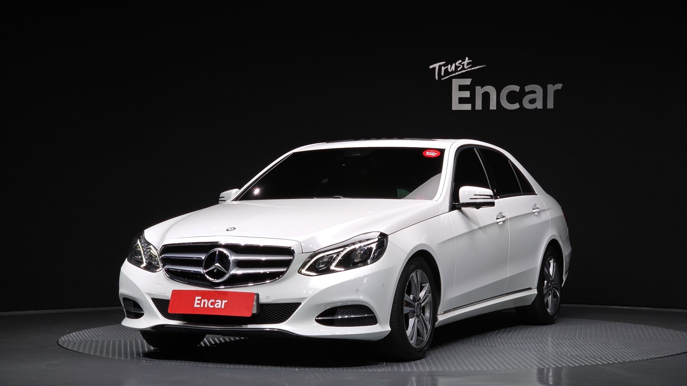 MERCEDES BENZ E-CLASS W212