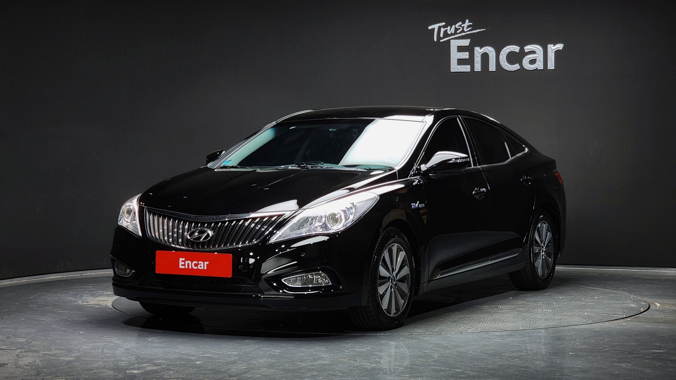 HYUNDAI GRANDEUR HG HYBRID 2014