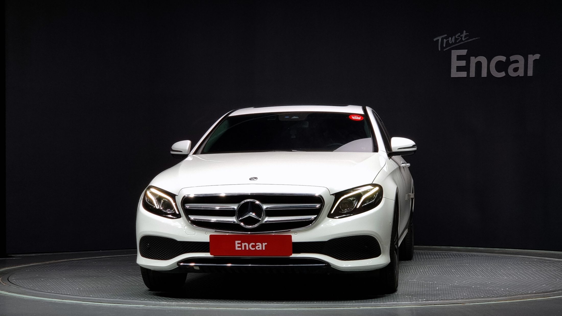 MERCEDES BENZ E-CLASS W213 2020