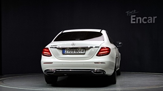 MERCEDES BENZ E-CLASS W213 2020