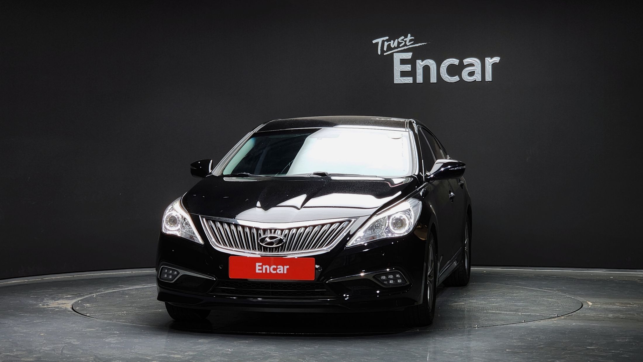 HYUNDAI GRANDEUR HG 2015