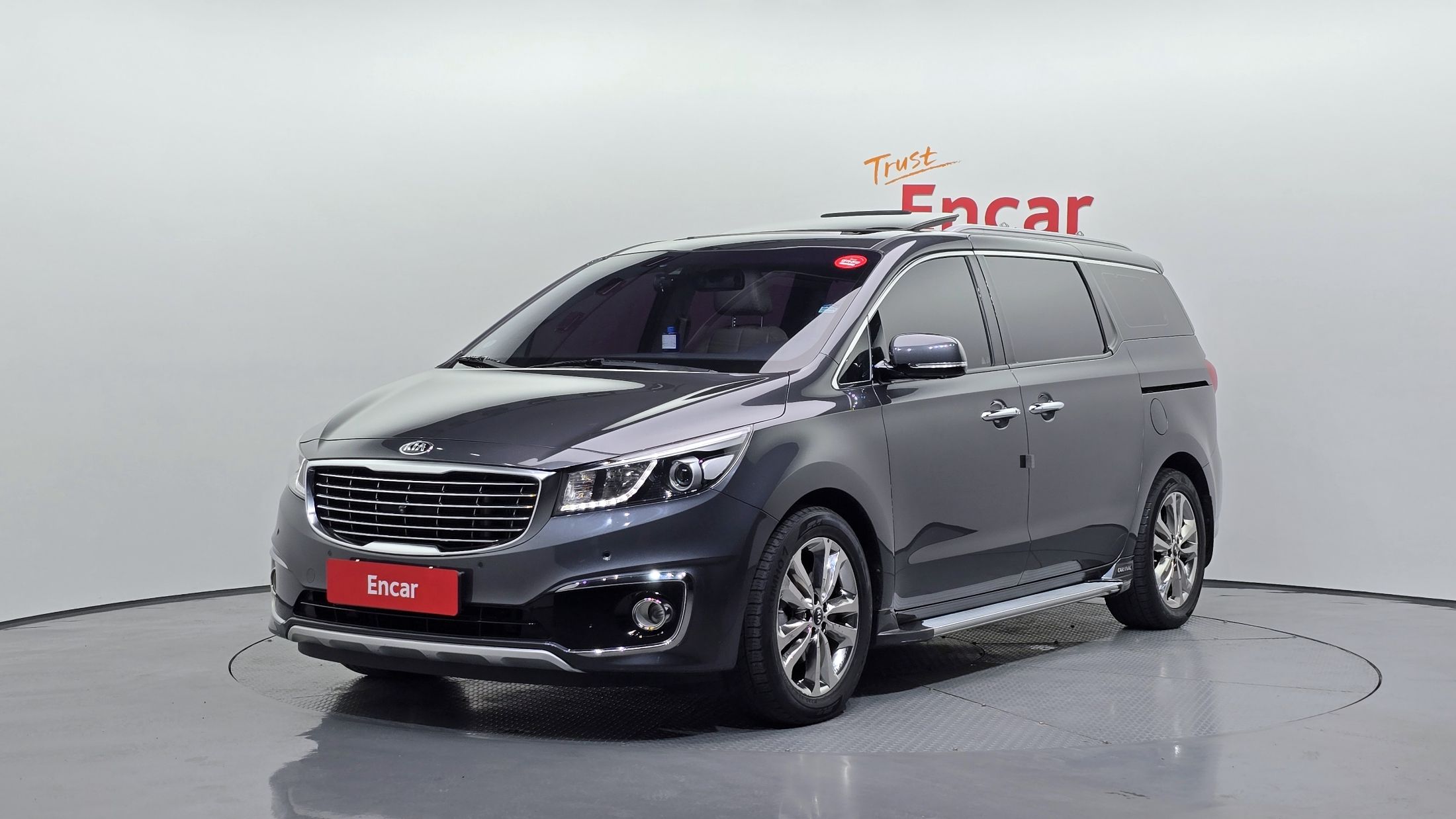 KIA CARNIVAL 2014
