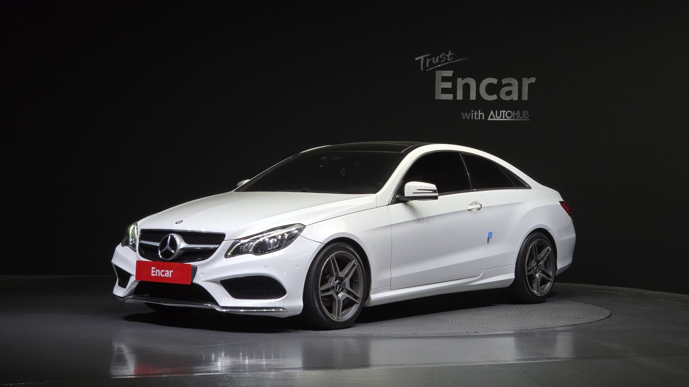 MERCEDES BENZ E-CLASS W212 2014
