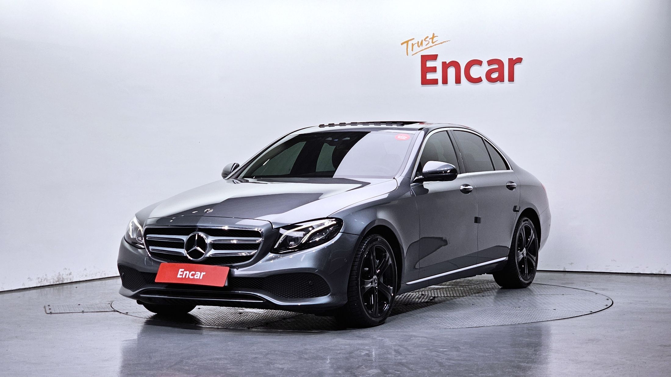 MERCEDES BENZ E-CLASS W213