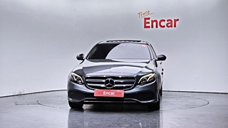 MERCEDES BENZ E-CLASS W213 2017