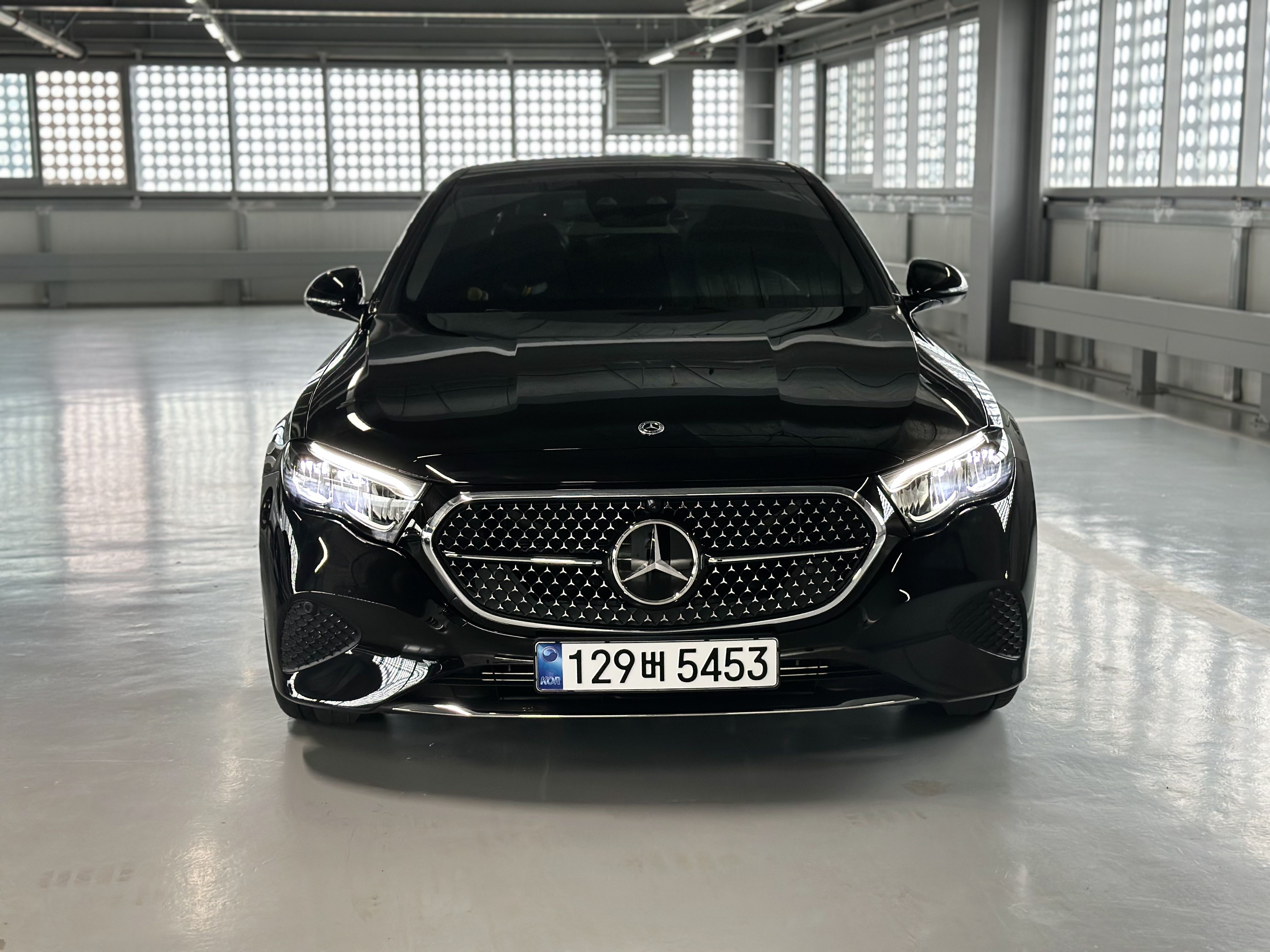 MERCEDES BENZ E-CLASS W214