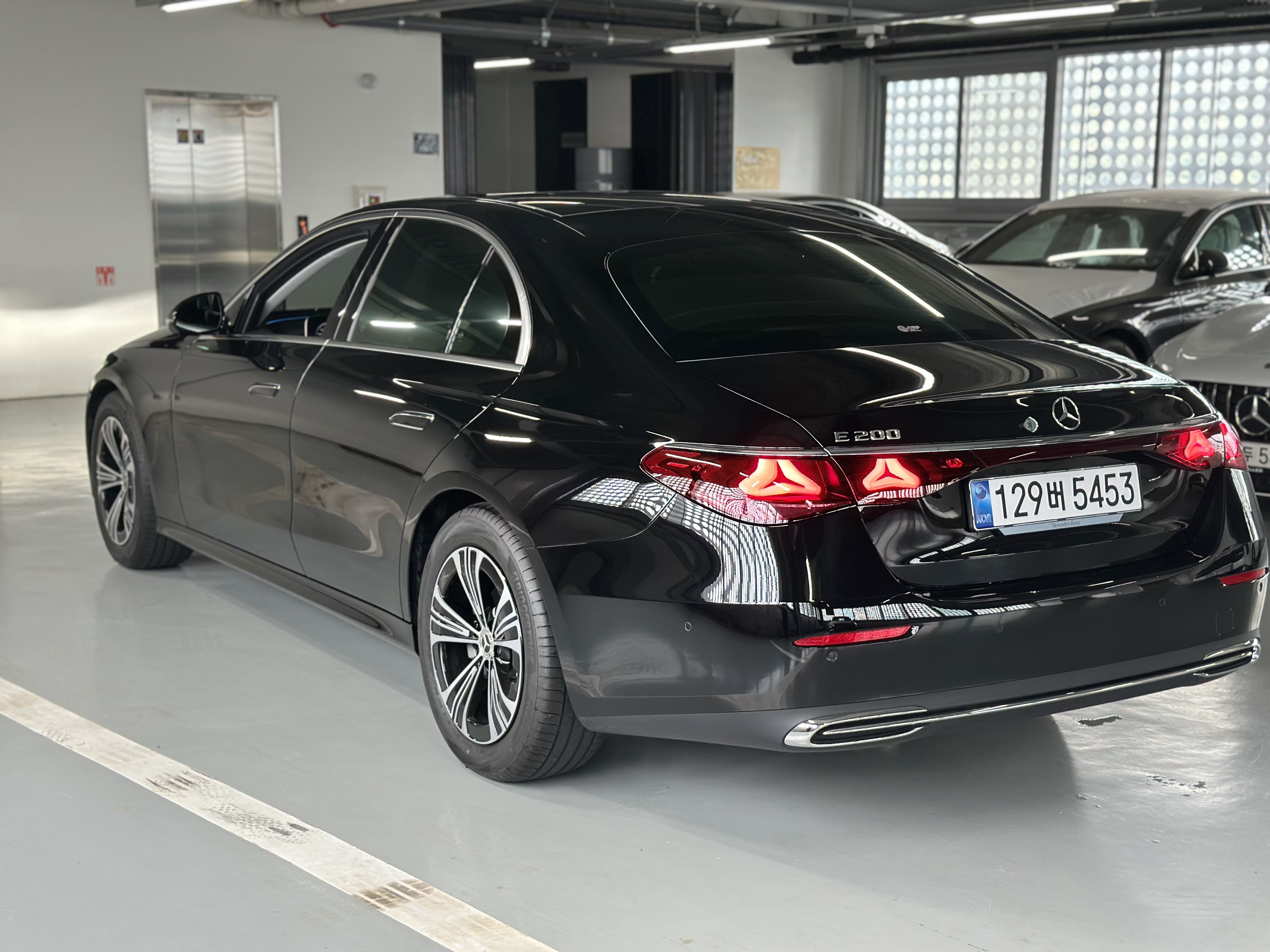 MERCEDES BENZ E-CLASS W214