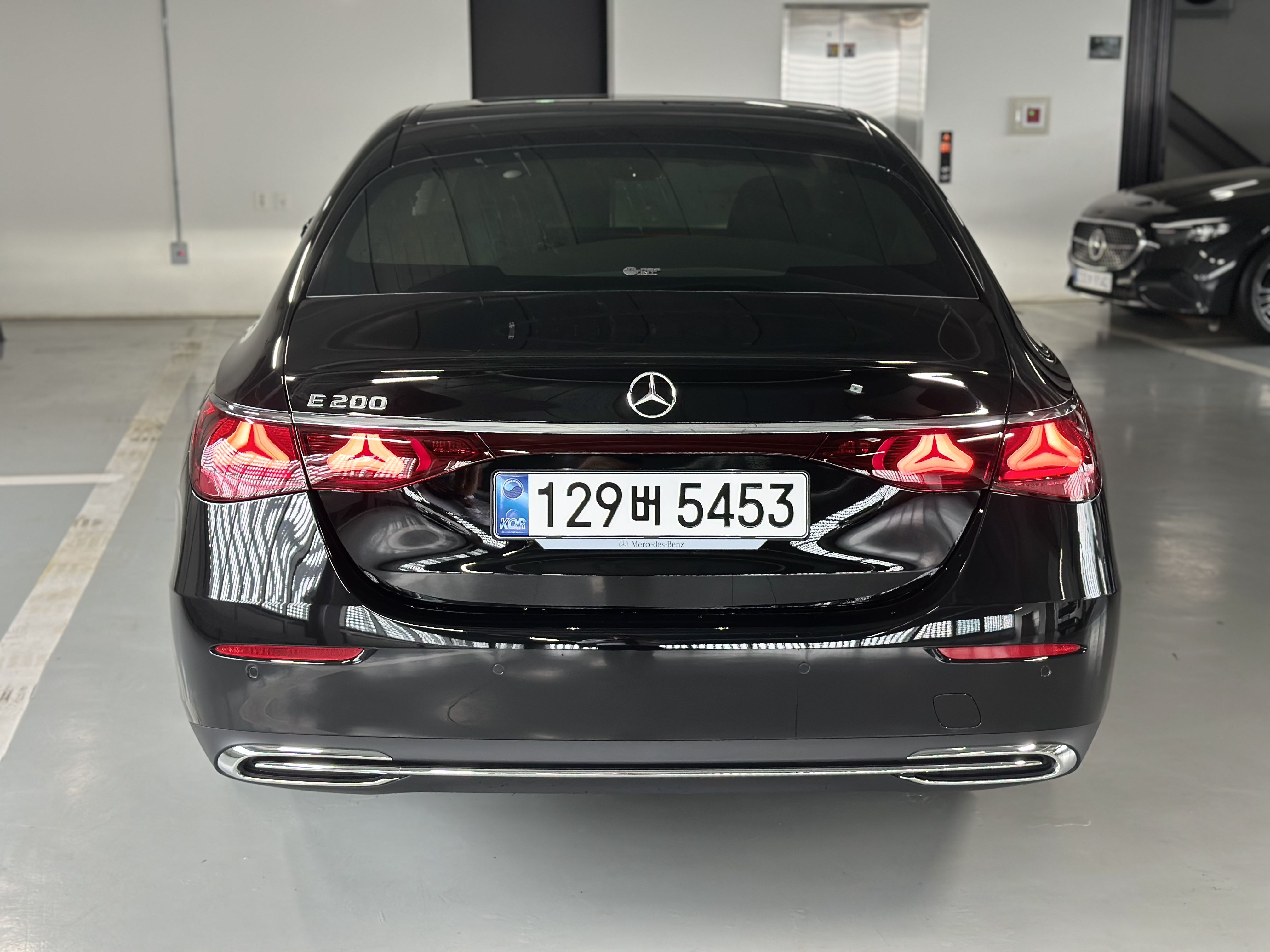 MERCEDES BENZ E-CLASS W214