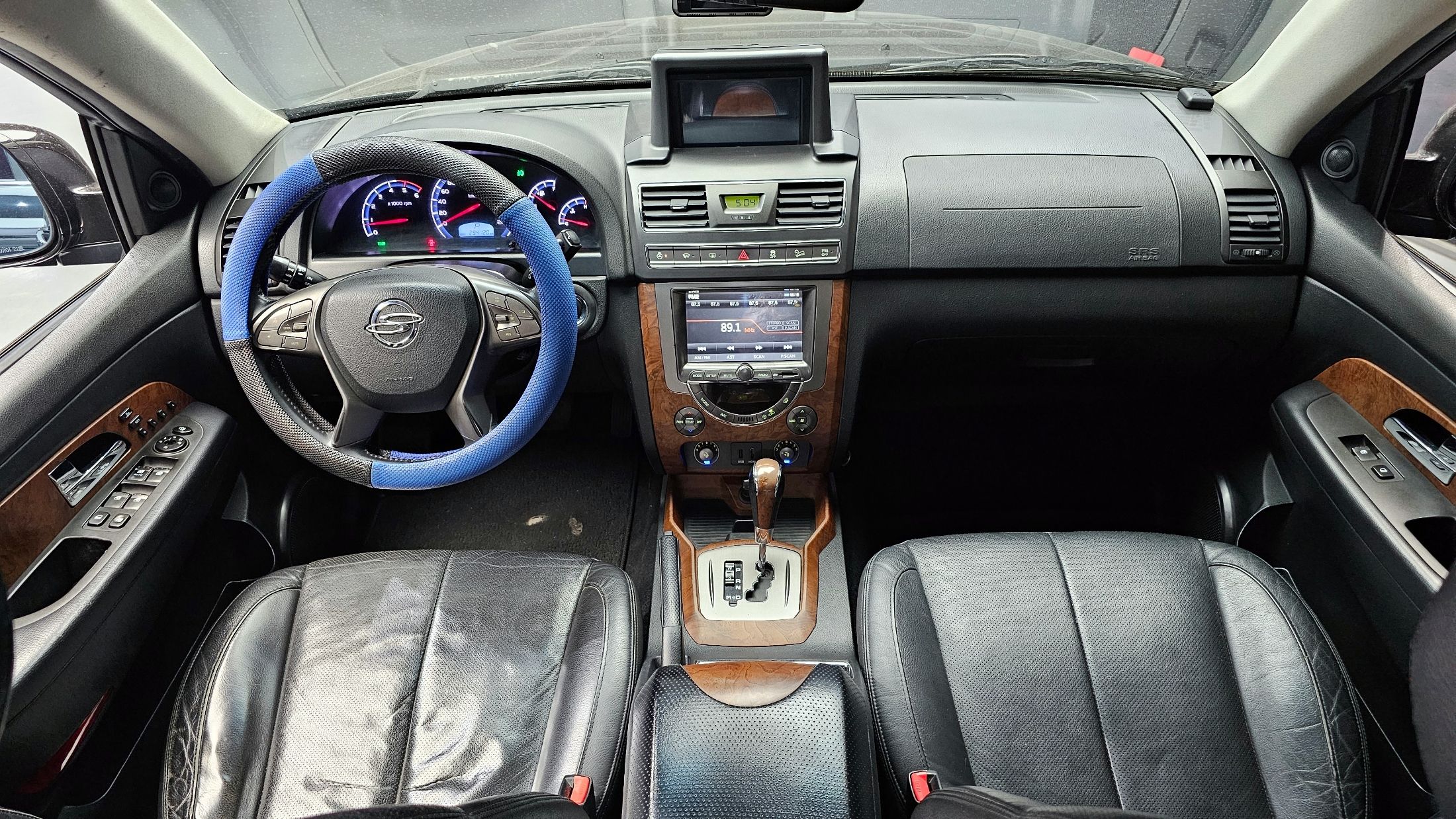 SSANGYONG REXTON W 2015