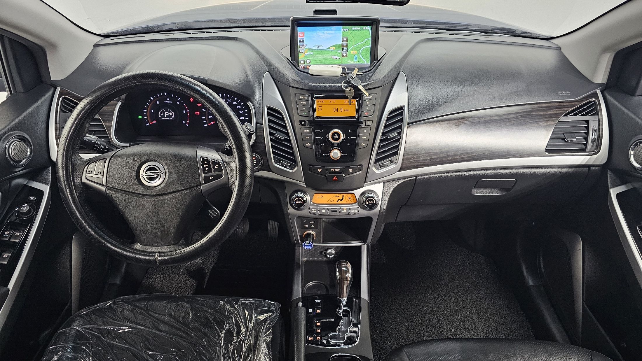 SSANGYONG KORANDO C 2014
