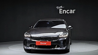 KIA STINGER  2.0 Turbo 2WD 2018