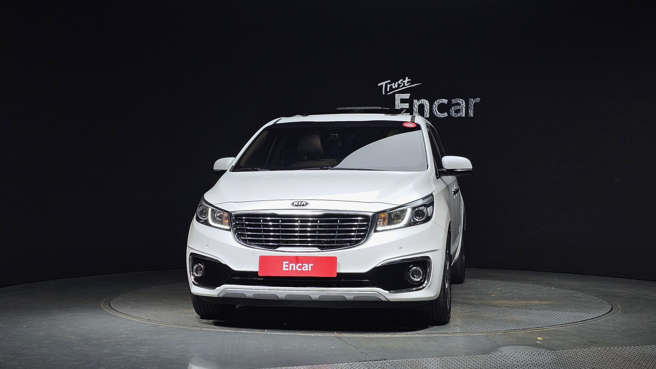 KIA CARNIVAL 2017