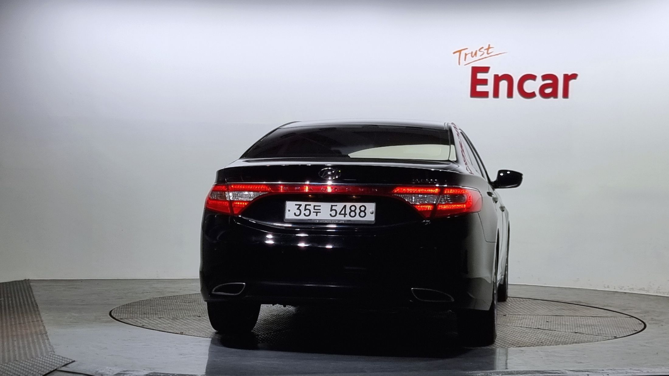 HYUNDAI GRANDEUR HG 2013