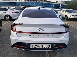 HYUNDAI SONATA DN8 2021