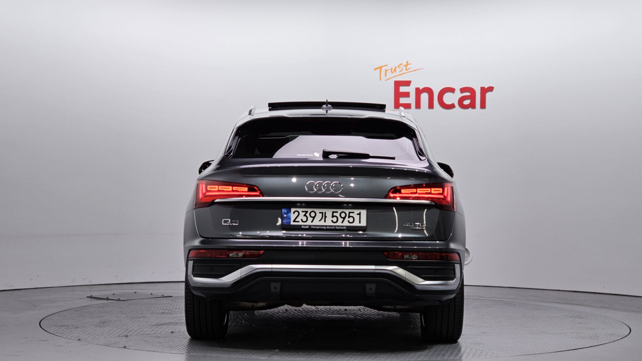 AUDI Q5 FY
