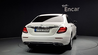 MERCEDES BENZ E-CLASS W213 2017