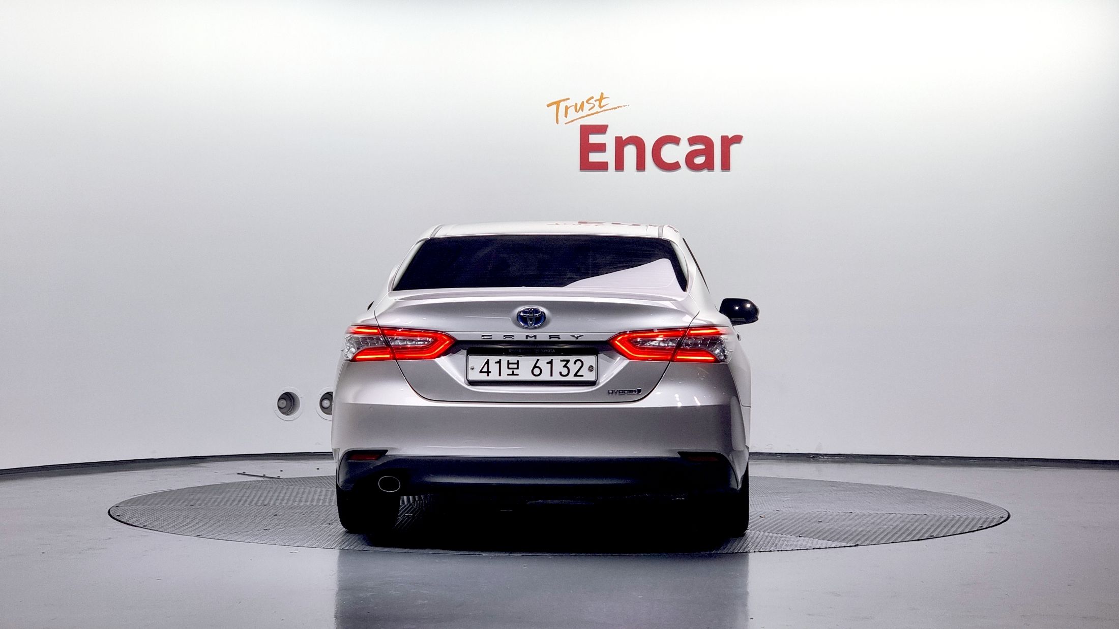 TOYOTA CAMRY XV70 2018