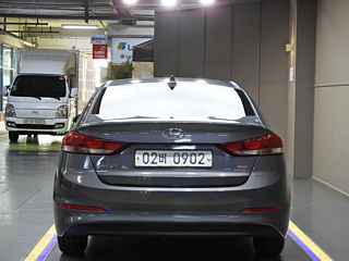 HYUNDAI AVANTE AD 2016