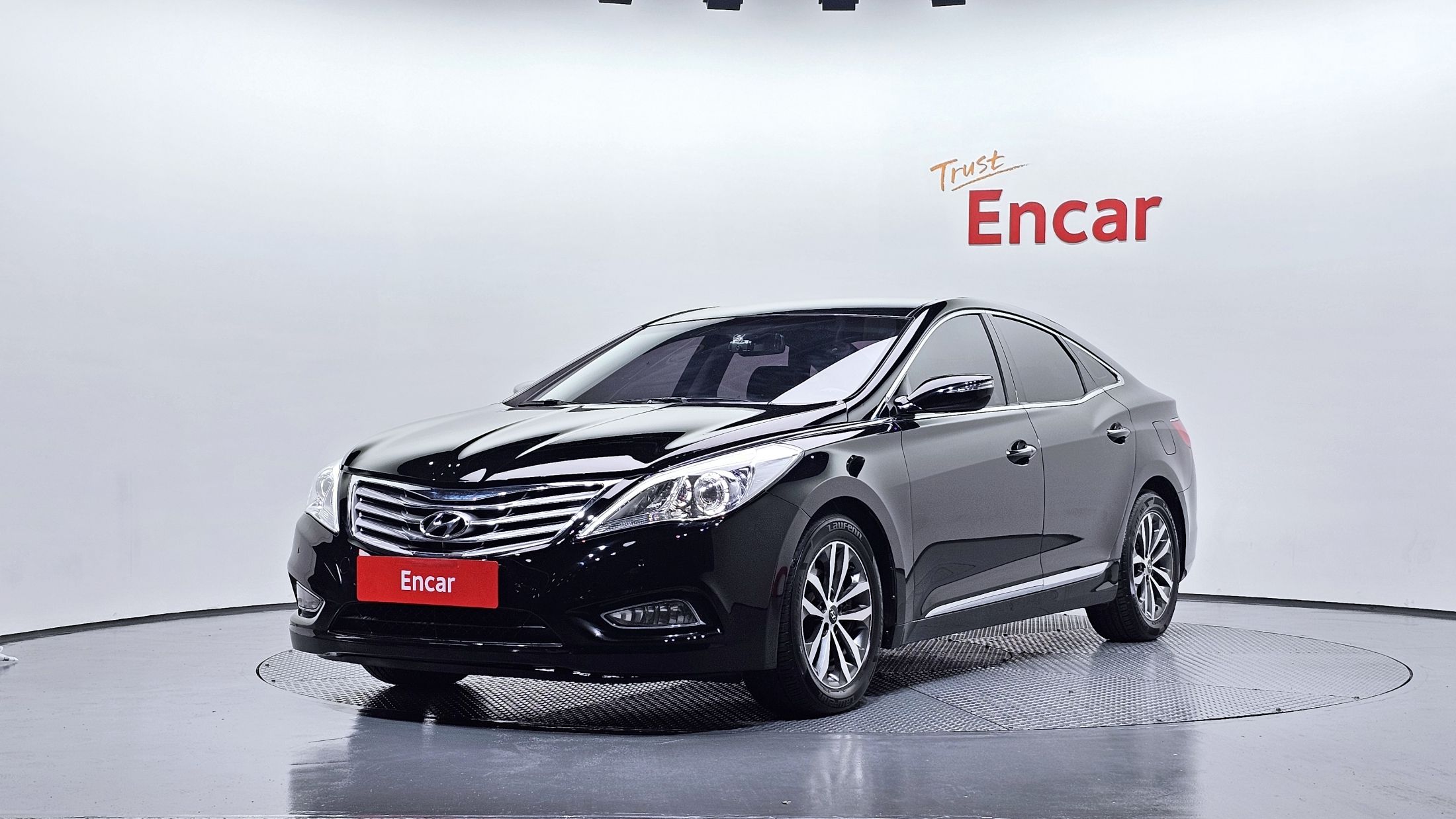 HYUNDAI GRANDEUR HG 2011
