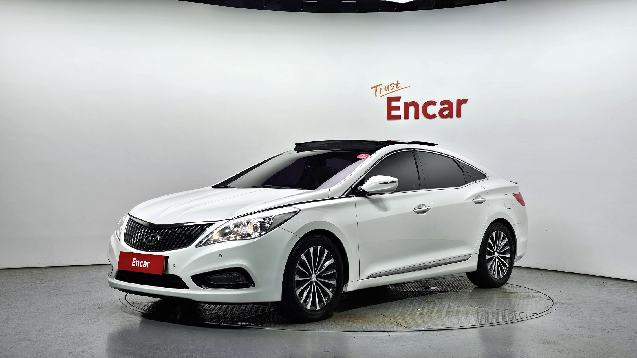 HYUNDAI GRANDEUR HG 2013