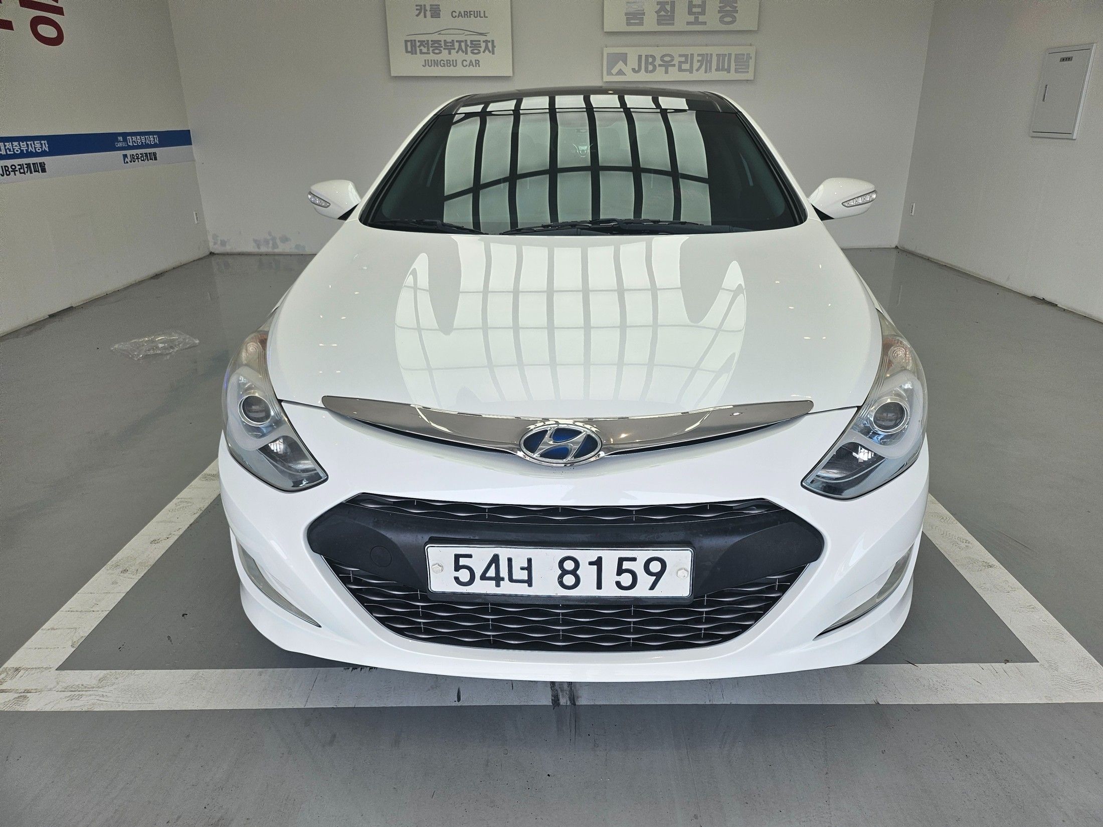 HYUNDAI SONATA HYBRID