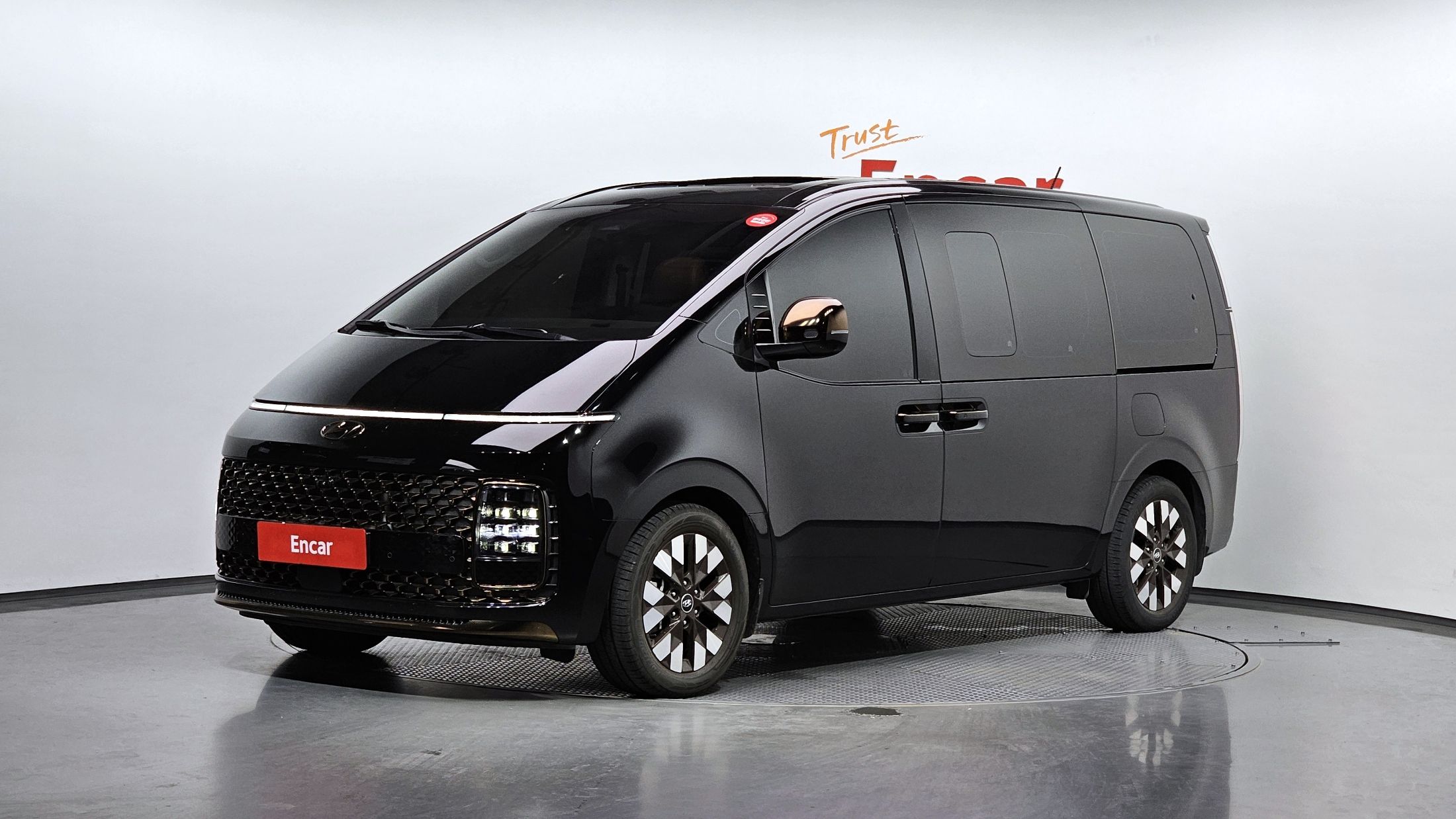HYUNDAI STARIA 2021