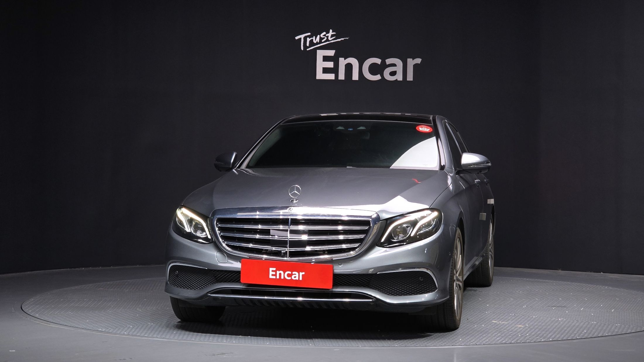 MERCEDES BENZ E-CLASS W213 2019